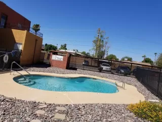 Photo #3: 6470208 Listing 