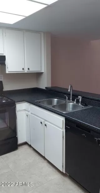 Photo #6: 6470208 Listing 