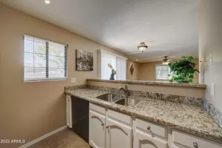 Photo #4: 6470369 Listing