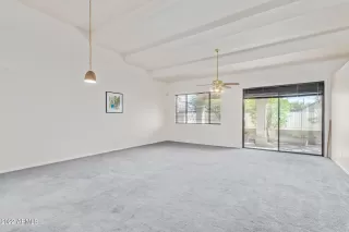 Photo #6: 6470831 Listing