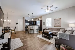 Photo #4: 6470873 Listing