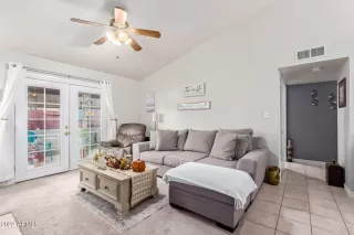 Photo #4: 6471027 Listing