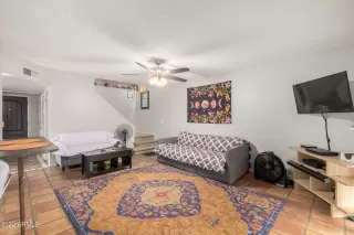 Photo #5: 6471119 Listing