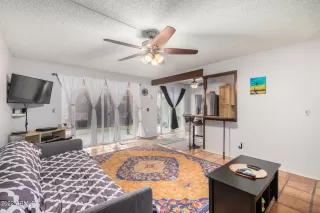 Photo #6: 6471119 Listing