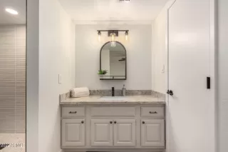 Photo #5: 6471139 Listing 