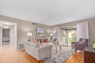 Photo #2: 6471184 Listing 