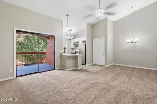 Photo #4: 6471329 Listing 