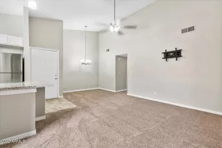 Photo #5: 6471329 Listing 