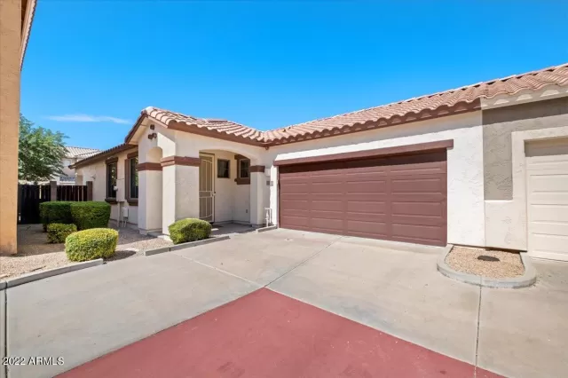 MLS: 6471451 Condo For Sale