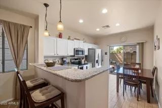 Photo #5: 6471451 Listing 