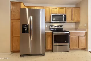 Photo #5: 6471638 Listing 