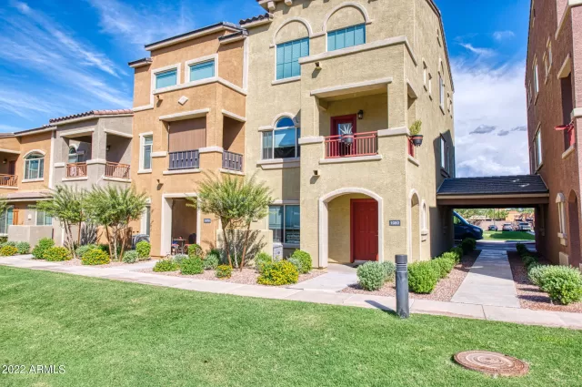 MLS: 6471952 Condo For Sale