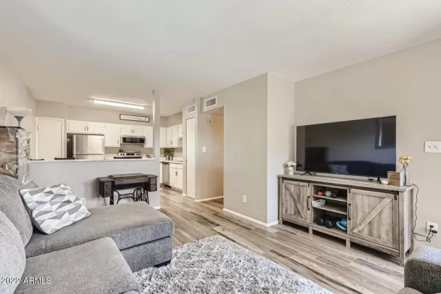 MLS: 6472129 Condo For Sale