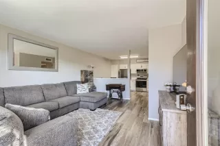 Photo #3: 6472129 Listing