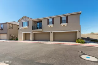 Photo #3: 6472142 Listing