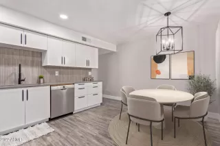 Photo #3: 6472251 Listing