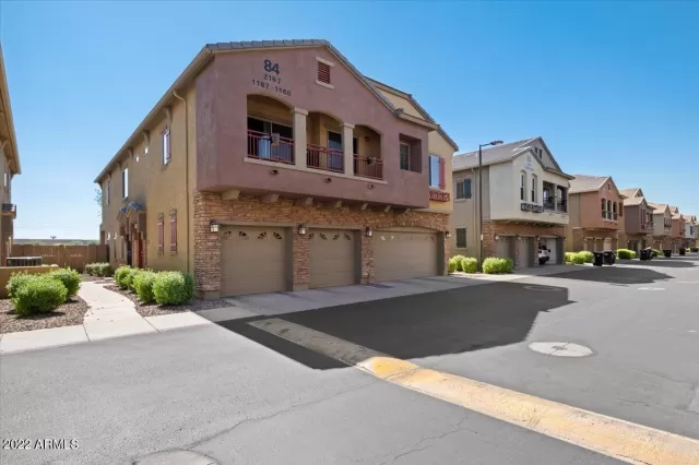 MLS: 6472537 Condo For Sale