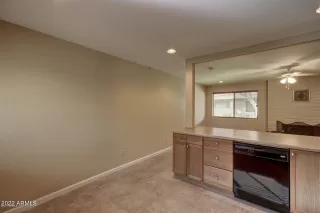 Photo #3: 6472785 Listing