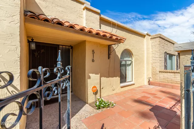 MLS: 6473554 Condo For Sale