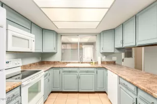 Photo #5: 6473554 Listing