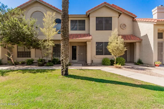 MLS: 6473694 Condo For Sale