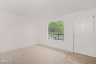 Photo #3: 6473929 Listing 