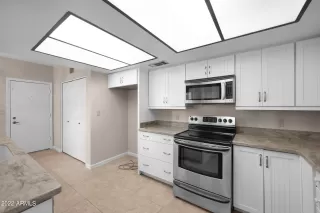 Photo #1: 6474044 Listing 