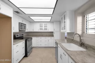 Photo #2: 6474044 Listing 