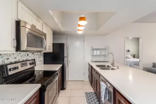 Photo #4: 6474094 Listing 