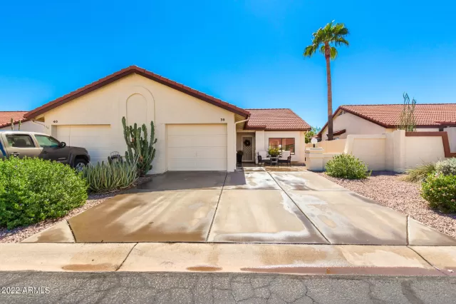 MLS: 6474317 Condo For Sale