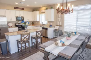 Photo #2: 6474507 Listing 