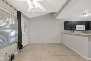 Photo #6: 6474613 Listing