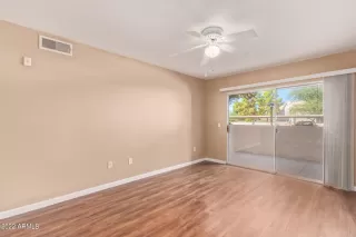 Photo #3: 6474653 Listing