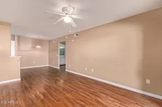 Photo #4: 6474653 Listing