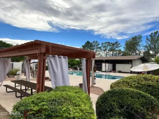 Photo #4: 6474940 Listing