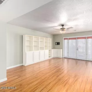 Photo #4: 6475101 Listing