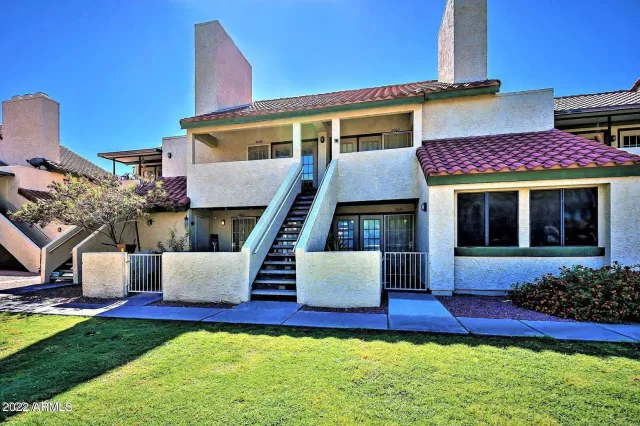 MLS: 6475214 Condo For Sale