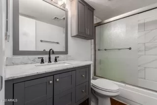 Photo #6: 6475214 Listing