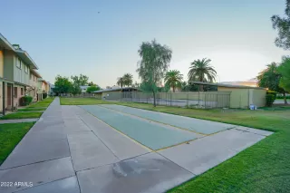 Photo #3: 6475309 Listing