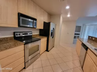 Photo #6: 6475378 Listing