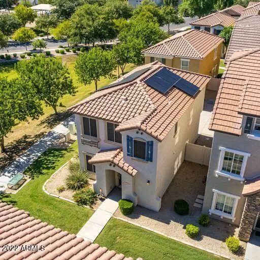 MLS: 6475887 Condo For Sale