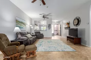 Photo #5: 6475953 Listing 