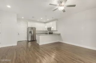 Photo #3: 6476669 Listing 