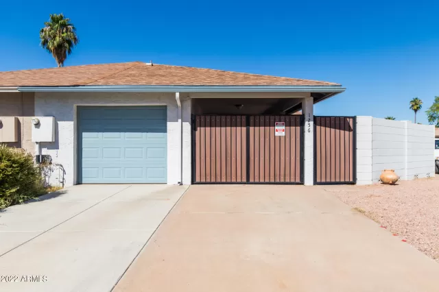 MLS: 6477488 Condo For Sale