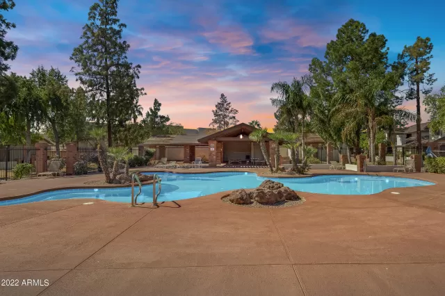 MLS: 6477566 Condo For Sale