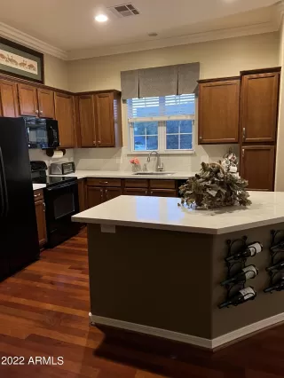 Photo #1: 6477611 Listing