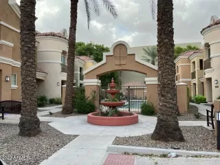 Photo #5: 6477611 Listing