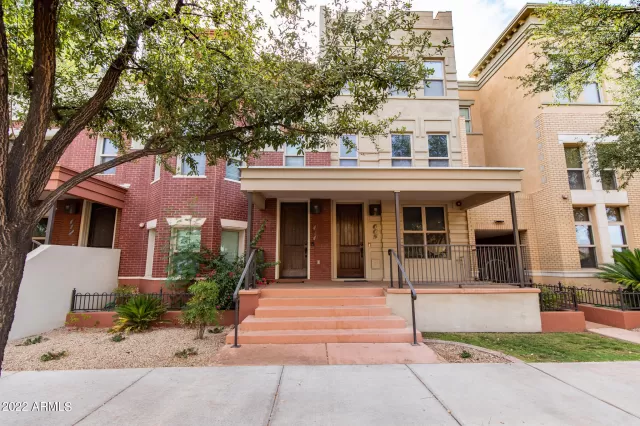 MLS: 6477613 Condo For Sale