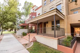 Photo #4: 6477613 Listing