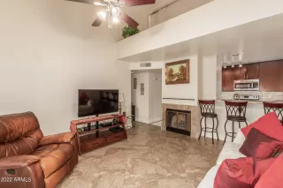 Photo #4: 6477699 Listing